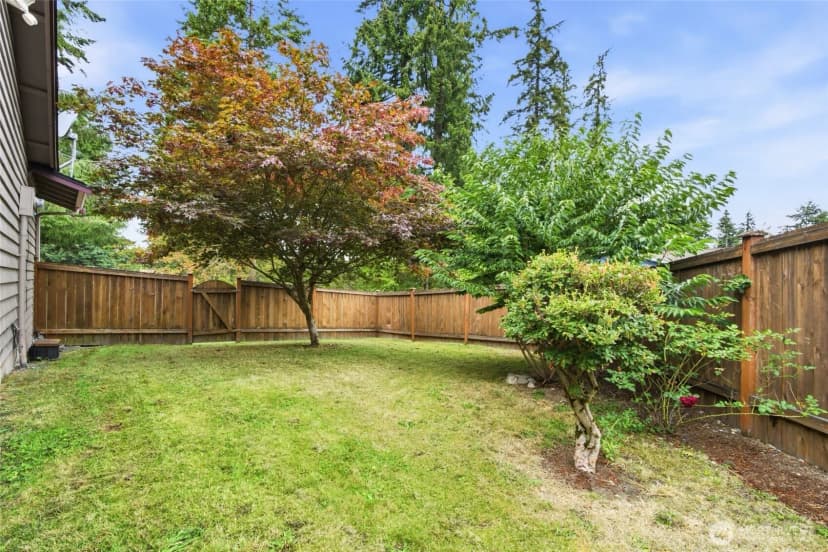 Property photo for 104 Barbara Lane, Everett photo 24