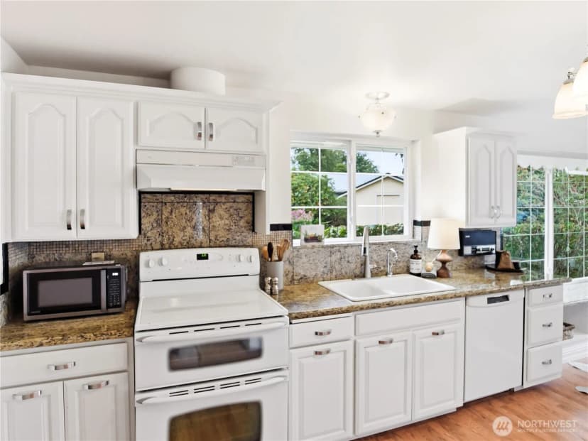 Property photo for 9811 67th Avenue Ct E, Puyallup photo 10