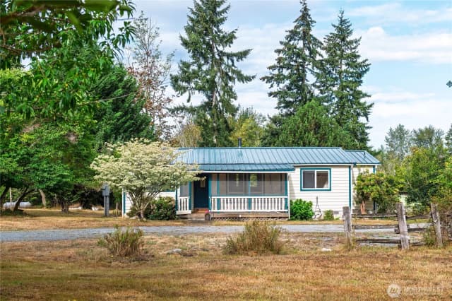 Property photo for 12517 Kapowsin Highlands Drive E, Graham photo 4