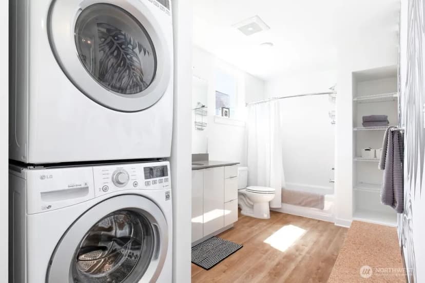 Property photo for 1601 N 45th Street #214, Seattle photo 16