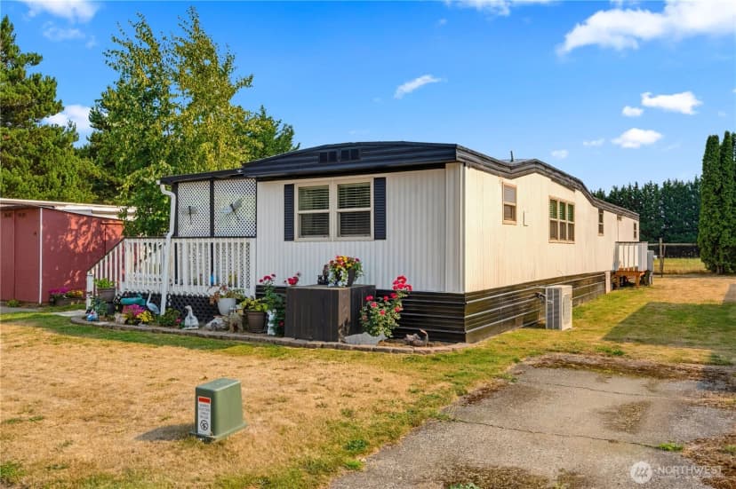 Property photo for 838 W Axton Road #54, Bellingham photo 26