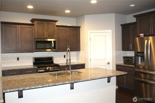 Property photo for 24621 96th Avenue S, Kent photo 4