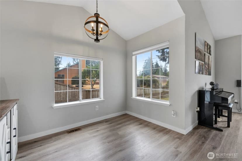 Property photo for 19111 11th Avenue Ct E, Spanaway photo 10