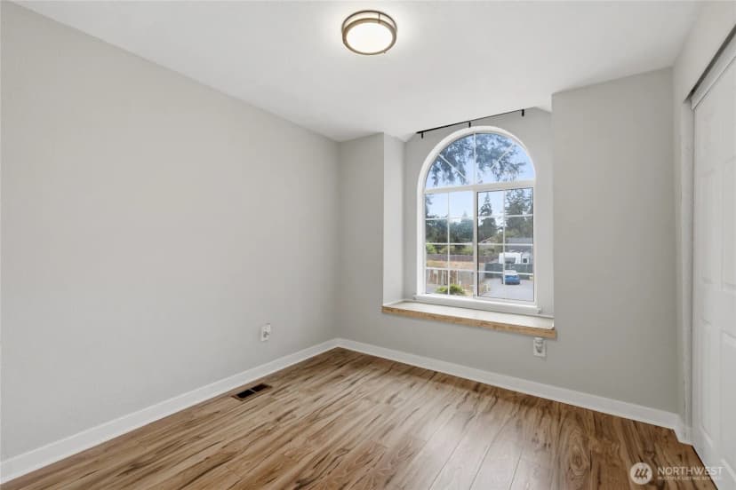 Property photo for 19111 11th Avenue Ct E, Spanaway photo 16