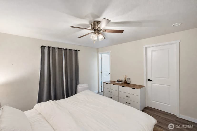 Property photo for 19111 11th Avenue Ct E, Spanaway photo 14