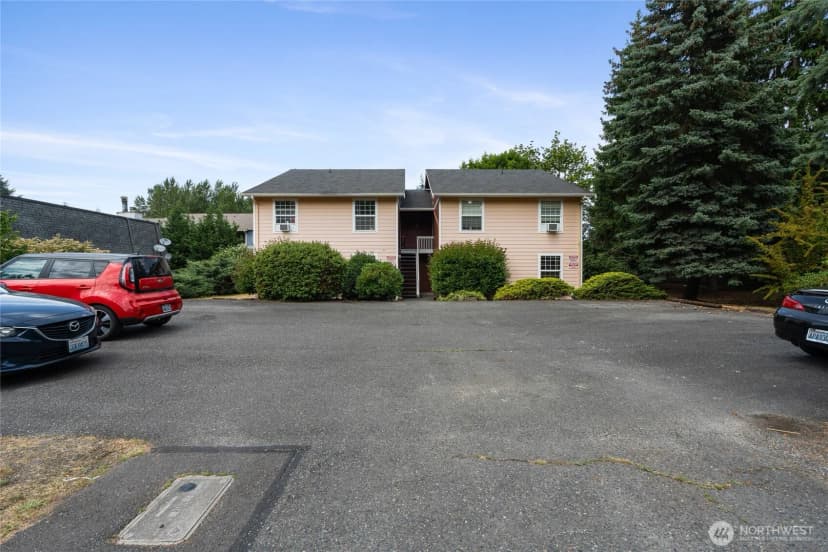 Property photo for 3909 Mason Loop Road, Tacoma photo 2