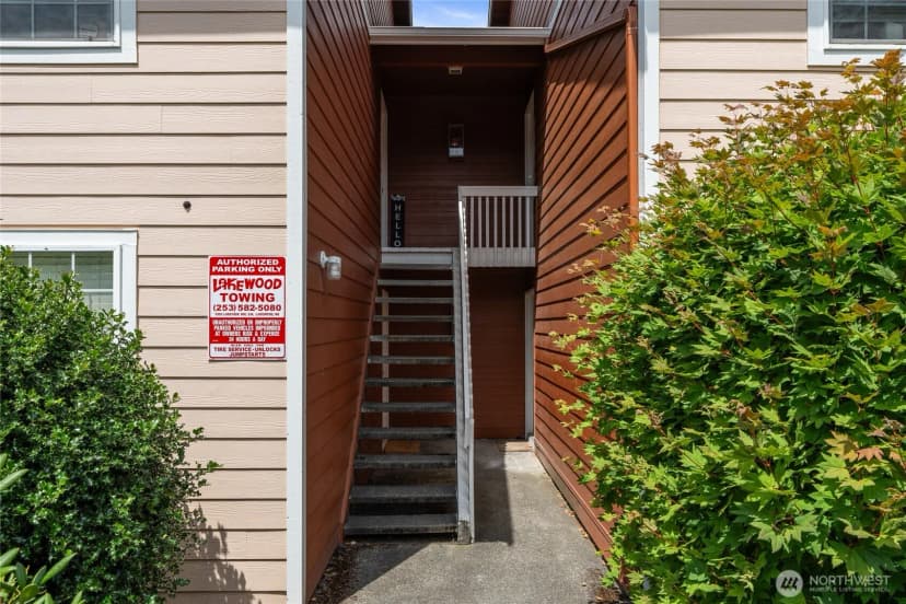 Property photo for 3909 Mason Loop Road, Tacoma photo 4