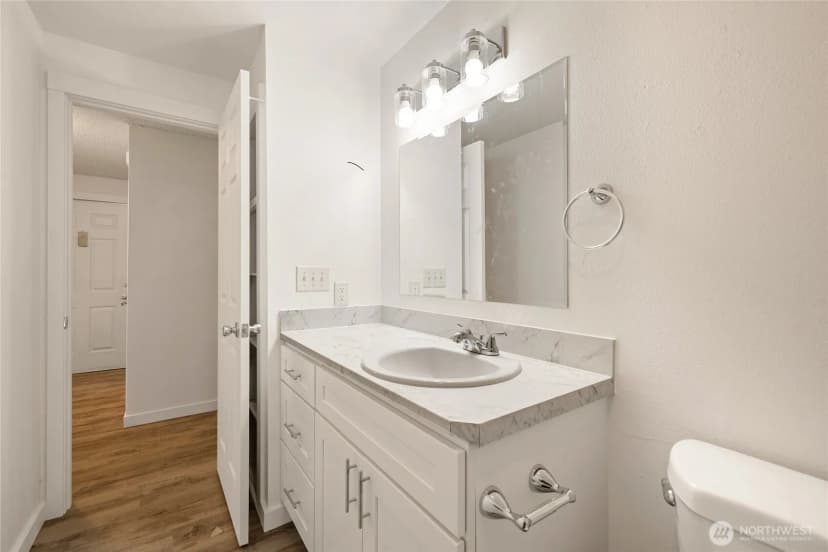 Property photo for 3909 Mason Loop Road, Tacoma photo 30