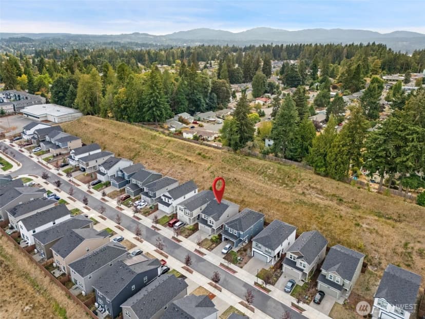 Property photo for 4233 Pronghorn Place, Bremerton photo 2