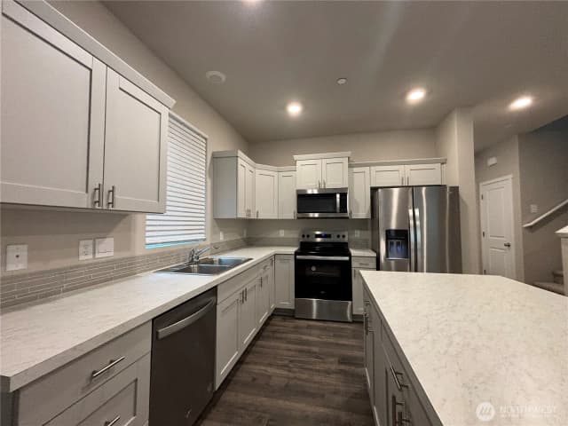 Property photo for 4233 Pronghorn Place, Bremerton photo 5