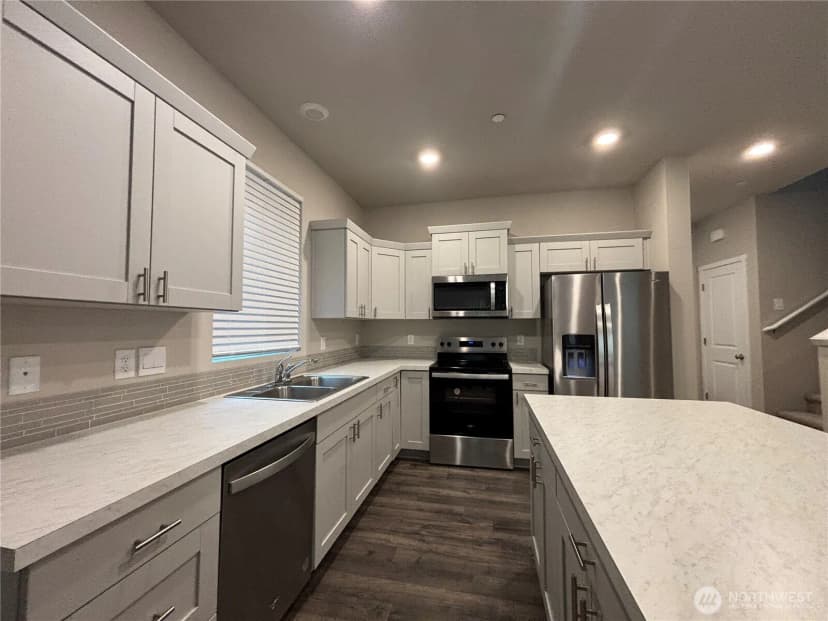 Property photo for 4233 Pronghorn Place, Bremerton photo 5