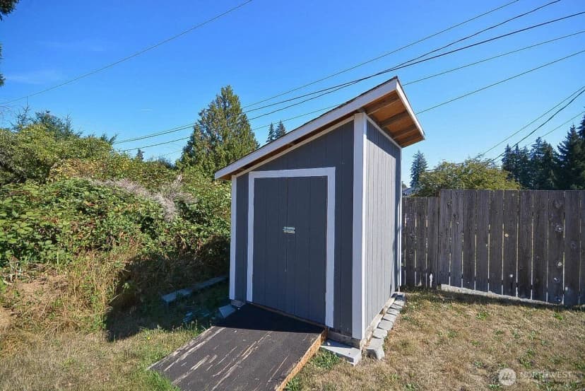 Property photo for 19611 - 19613 9th Avenue Ct E, Spanaway photo 35