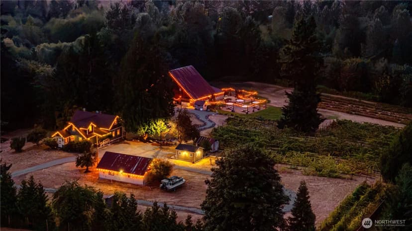 Property photo for 1425 210th Avenue E, Lake Tapps