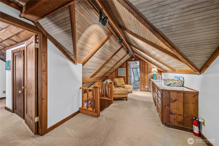 Property photo for 1425 210th Avenue E, Lake Tapps photo 28