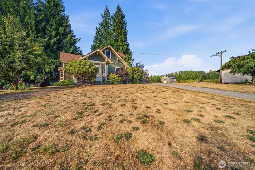Property photo for 1425 210th Avenue E, Lake Tapps photo 17