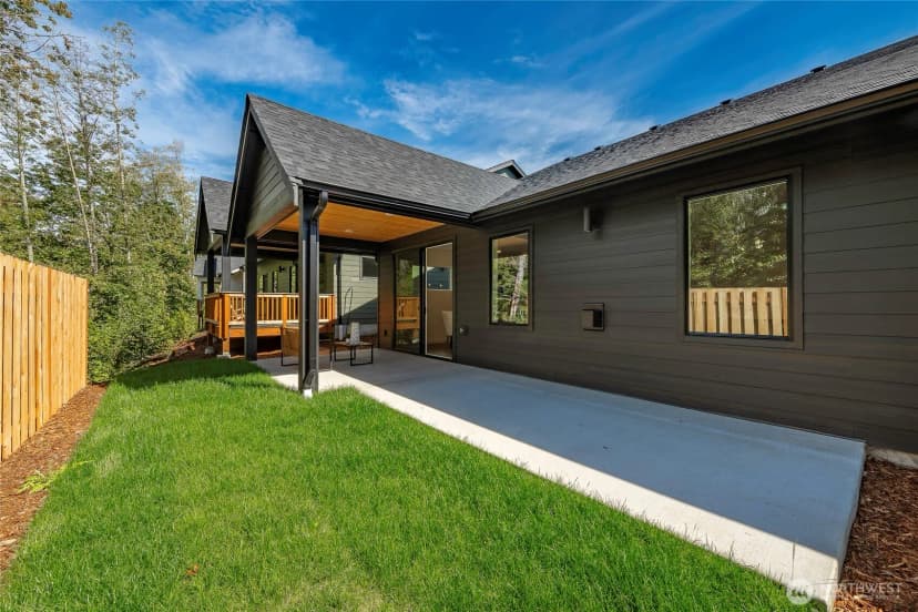 Property photo for 2944 Cedar View Way, Blaine photo 30