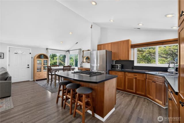 Property photo for 503 Gove Street Steilacoom, Steilacoom photo 3