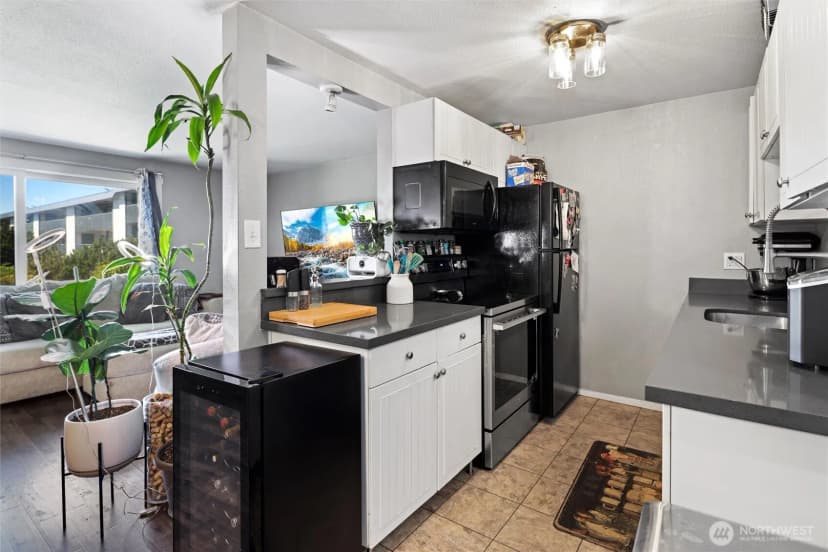 Property photo for 22977 Marine View Drive S #c103, Des Moines photo 14