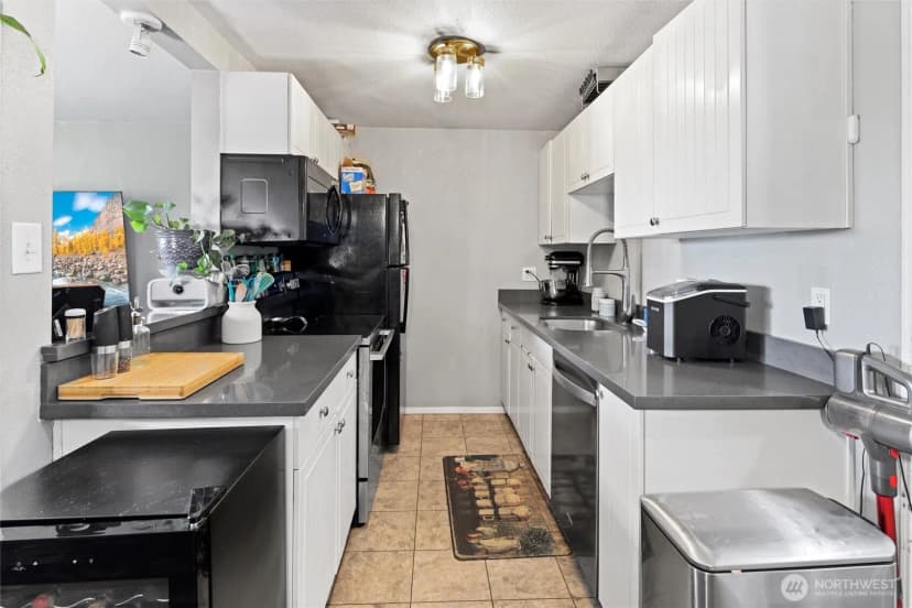 Property photo for 22977 Marine View Drive S #c103, Des Moines photo 12