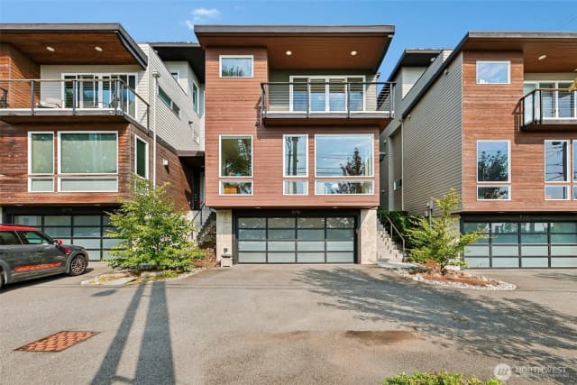 Property photo for 8710 112th Avenue Ne, Kirkland