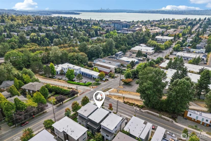 Property photo for 8710 112th Avenue Ne, Kirkland photo 38