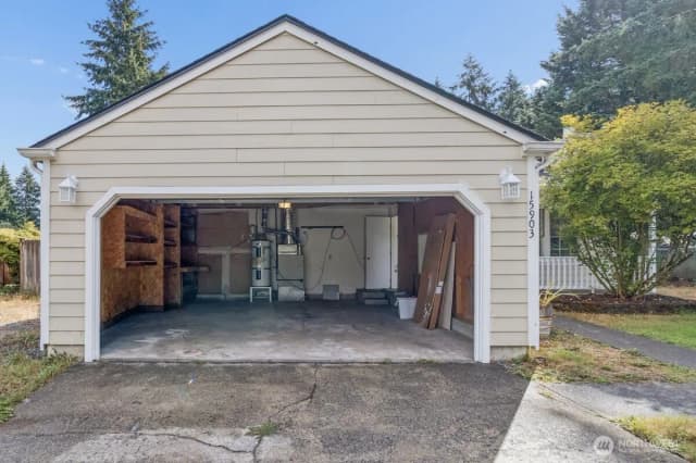 Property photo for 15903 95th Avenue Ct E, Puyallup photo 5