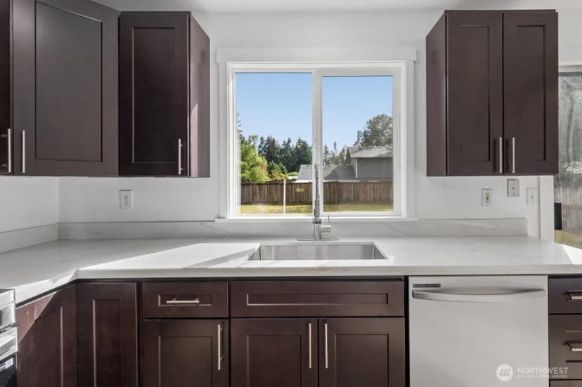 Property photo for 15903 95th Avenue Ct E, Puyallup photo 11
