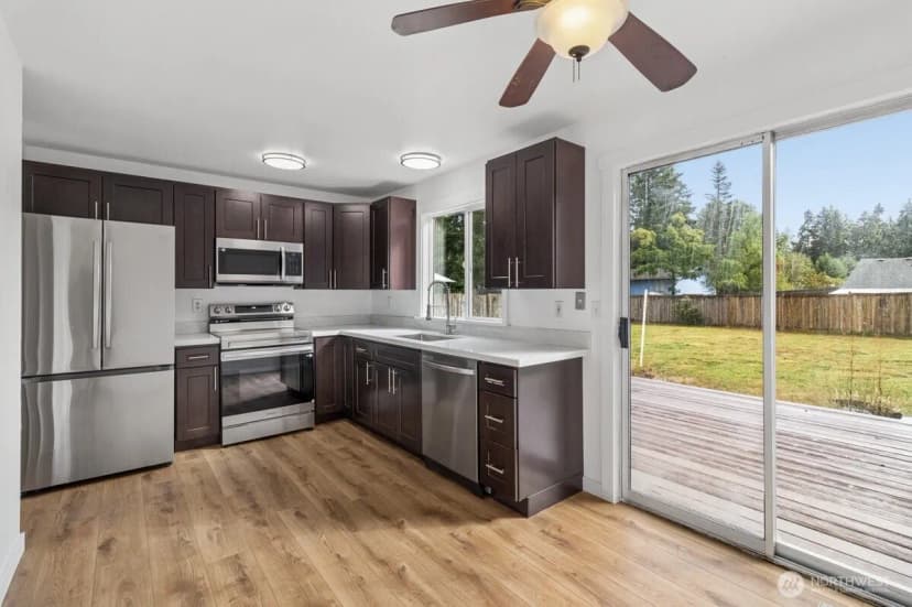 Property photo for 15903 95th Avenue Ct E, Puyallup photo 10