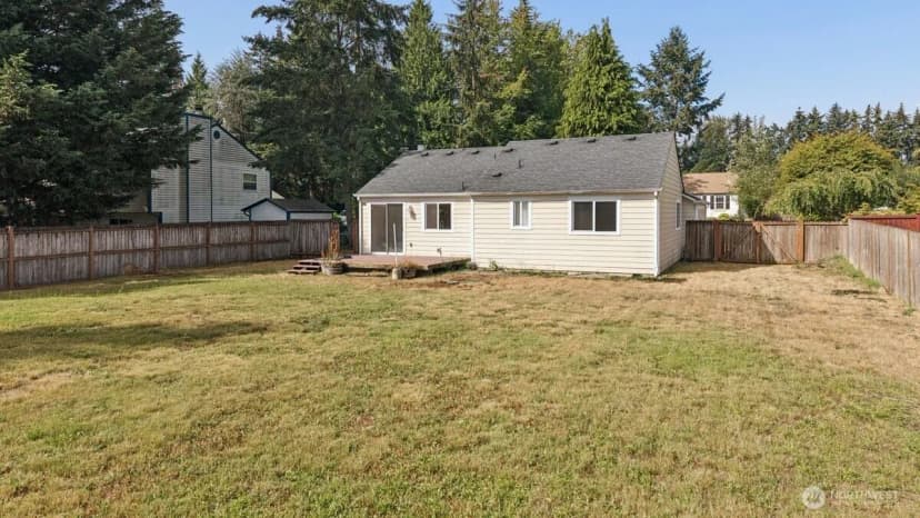 Property photo for 15903 95th Avenue Ct E, Puyallup photo 8