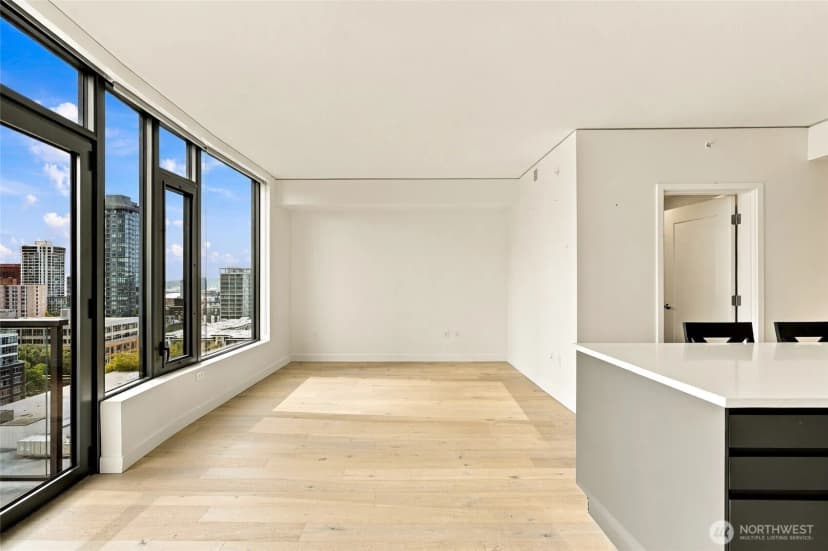 Property photo for 2510 6th Avenue #1403, Seattle photo 24