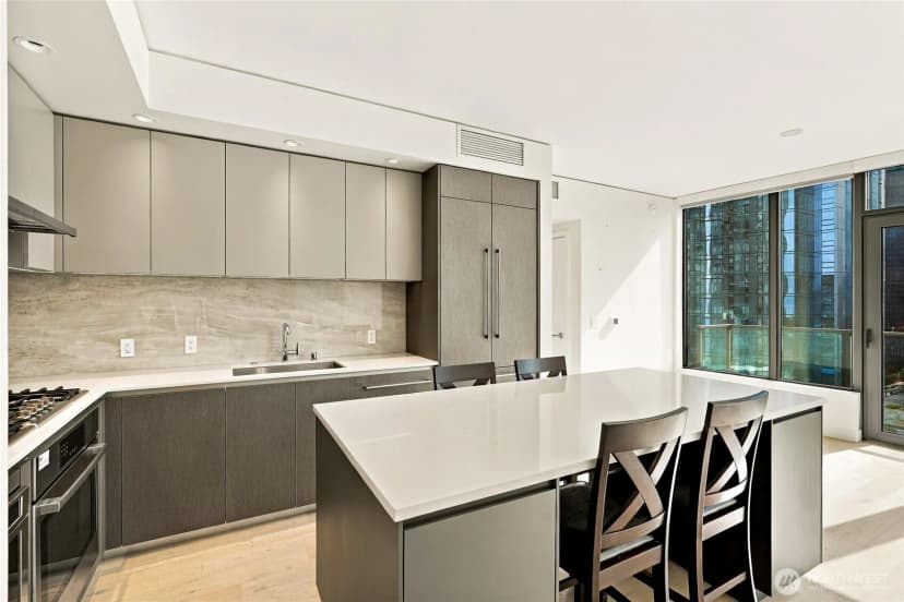 Property photo for 2510 6th Avenue #1403, Seattle photo 34