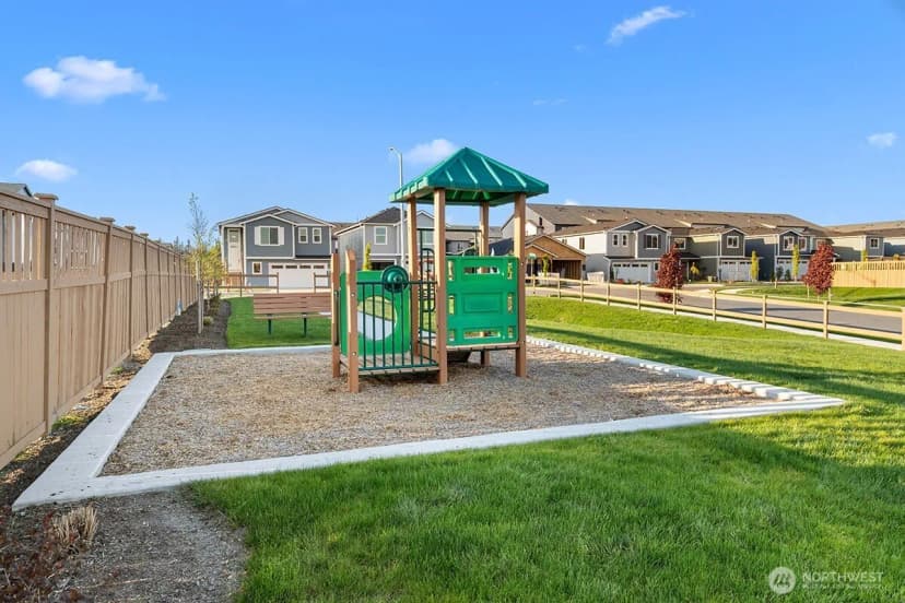 Property photo for 2033 169th Street Ne, Marysville photo 6