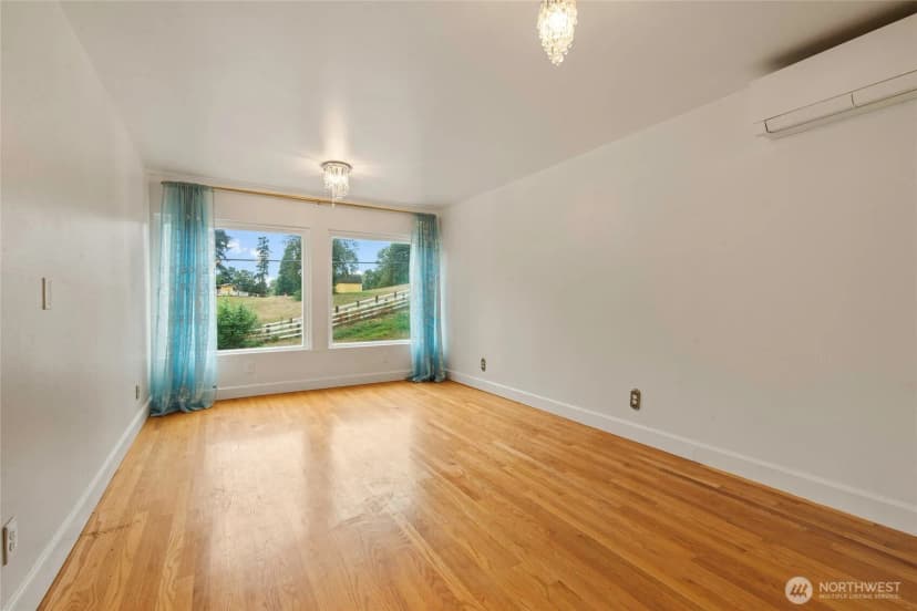 Property photo for 9682 Beacon Avenue S, Seattle photo 20