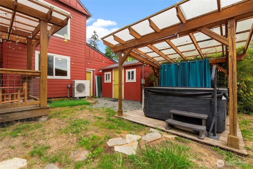 Property photo for 9682 Beacon Avenue S, Seattle photo 25