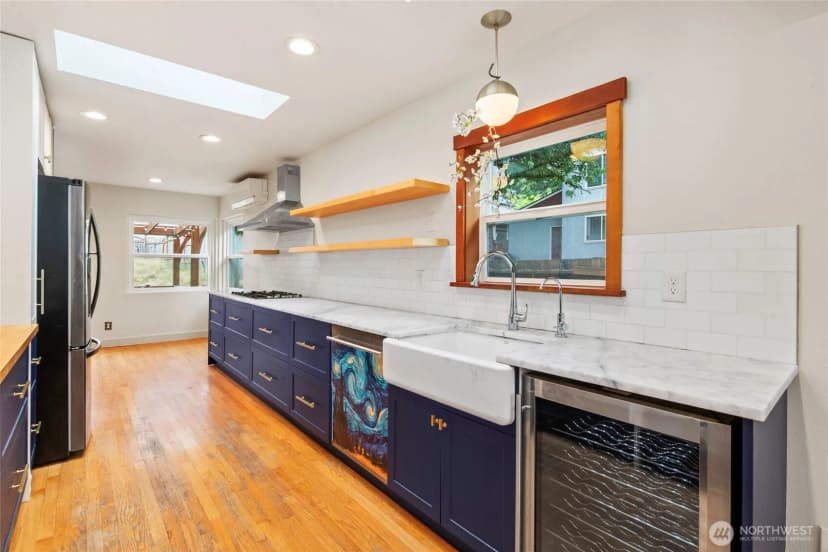 Property photo for 9682 Beacon Avenue S, Seattle photo 10
