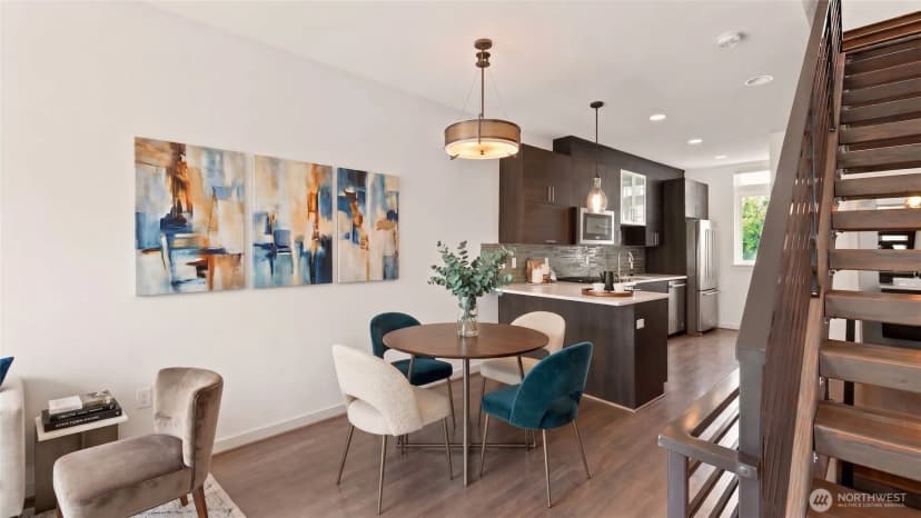 Property photo for 7459 Woodlawn Avenue Ne #a, Seattle photo 6