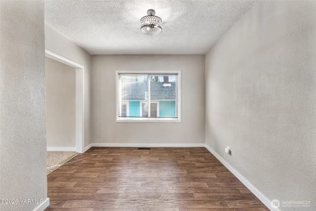 Property photo for 218 S 15th Avenue, Yakima photo 5