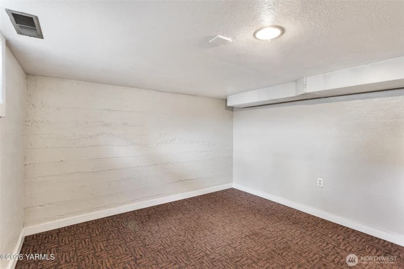 Property photo for 218 S 15th Avenue, Yakima photo 20