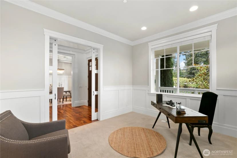 Property photo for 9831 Ne 16th Street, Bellevue photo 25