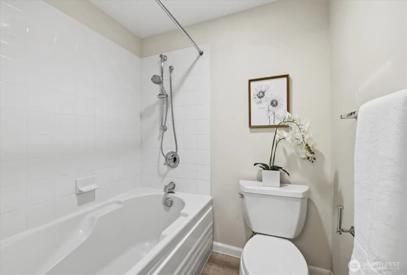 Property photo for 177 107th Ave Ne #1204, Bellevue photo 15