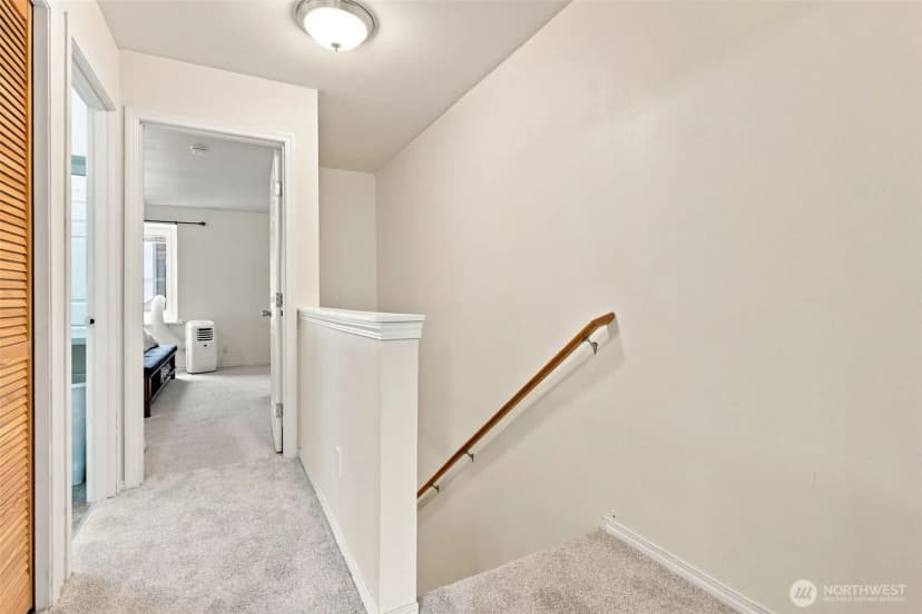 Property photo for 12564 Springbrook Lane Sw, Lakewood photo 14