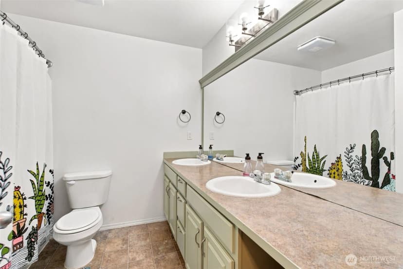 Property photo for 12564 Springbrook Lane Sw, Lakewood photo 17