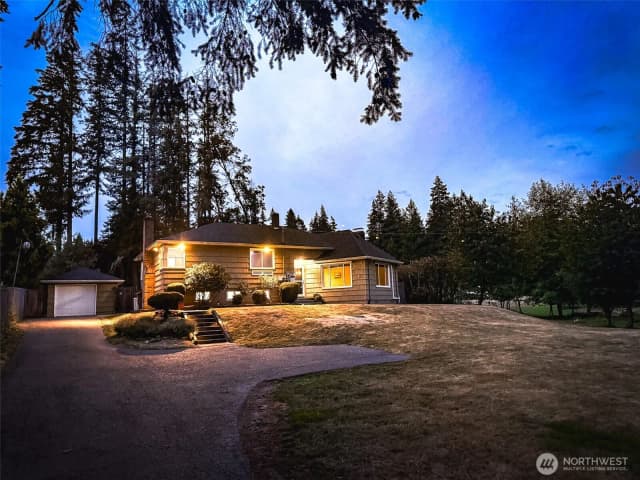 Property photo for 6438 Tracyton Boulevard Nw, Bremerton photo 2