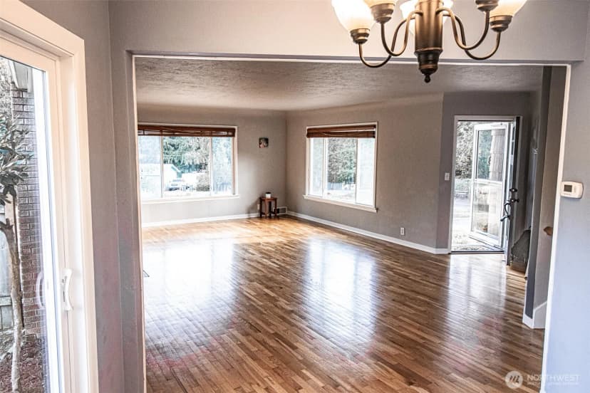 Property photo for 6438 Tracyton Boulevard Nw, Bremerton photo 10