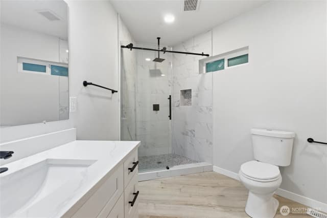 Property photo for 10953 N Madison Avenue Ne, Bainbridge Island photo 5