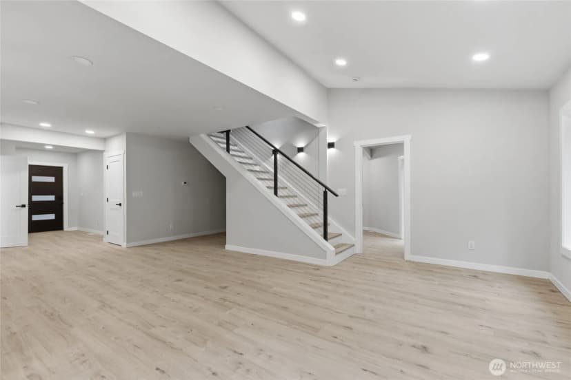 Property photo for 10953 N Madison Avenue Ne, Bainbridge Island photo 26
