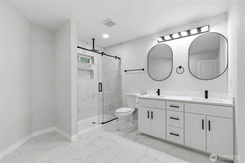 Property photo for 10953 N Madison Avenue Ne, Bainbridge Island photo 20