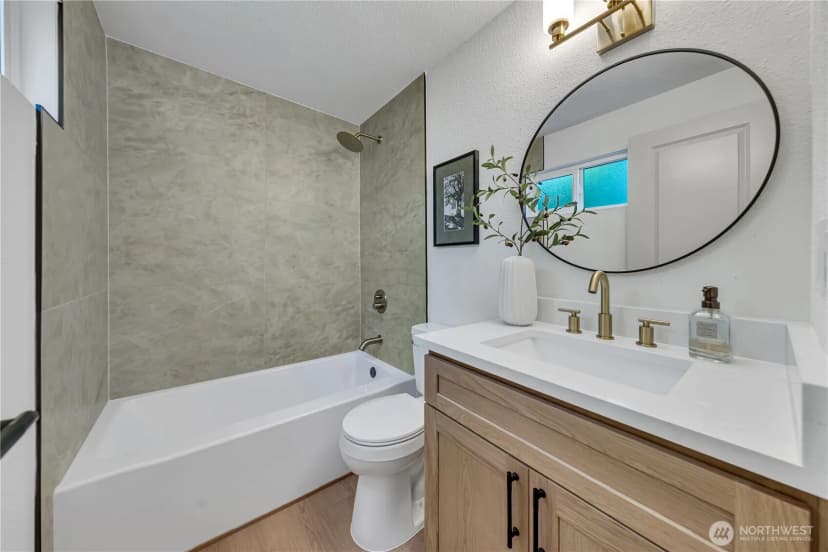 Property photo for 15210 Macadam Rd S #d301, Tukwila photo 12