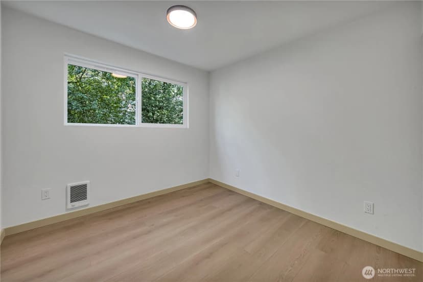 Property photo for 15210 Macadam Rd S #d301, Tukwila photo 13