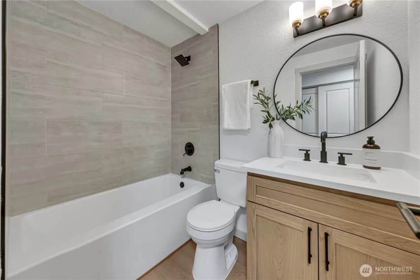 Property photo for 15210 Macadam Rd S #d301, Tukwila photo 14